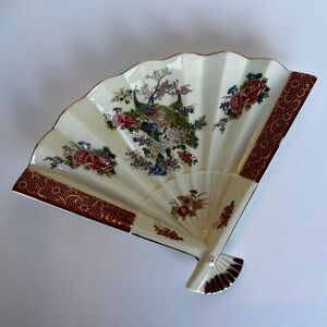 Vintage Satsuma Porcelain Fan Shaped Peacock Floral Trinket Dish Gold Trim Japan